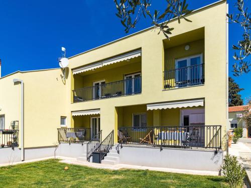 Elegant apartment in Medulin near beach