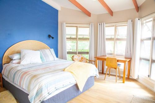 Ένα ή περισσότερα κρεβάτια σε δωμάτιο στο Beach Tree