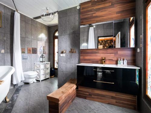 Gallery image of 5 star holiday home in SKYLLBERG in Skyllberg