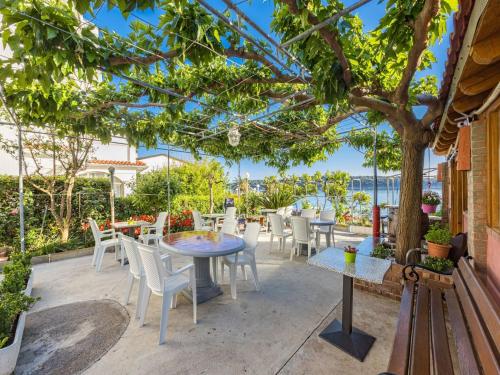 Apartment Rab with Private Dock and Sea Views