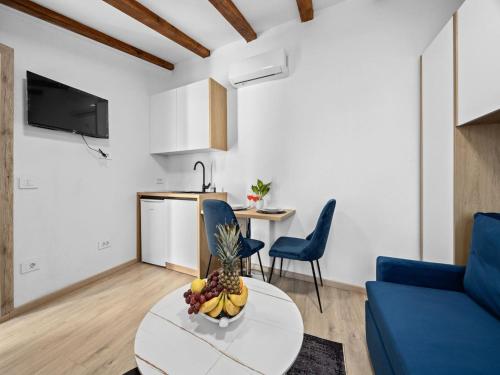 Studio in Pula with Sea View Terrace