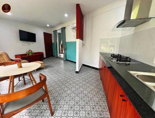 Η κουζίνα ή μικρή κουζίνα στο Ganesha Kampot Resort
