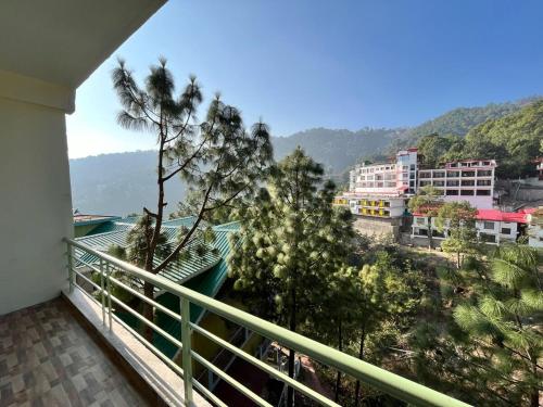 Naturlandskabet i nærheden af villaen