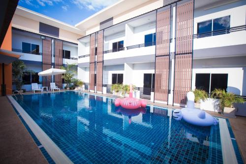 Bazén v ubytování The S.G Hotel nebo v jeho okolí