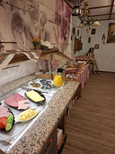 B&Bの敷地内または近くでの食事または食べ物
