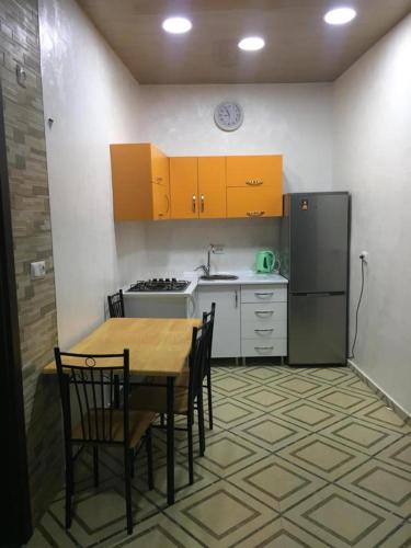Una cocina o cocineta en Gegas hotel