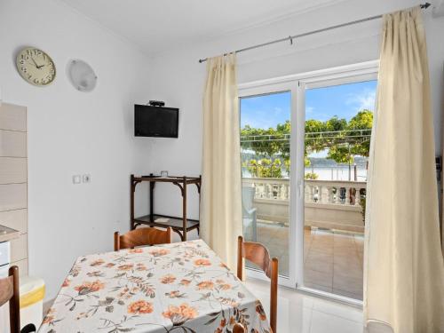 Seaside Apartment in Rab
