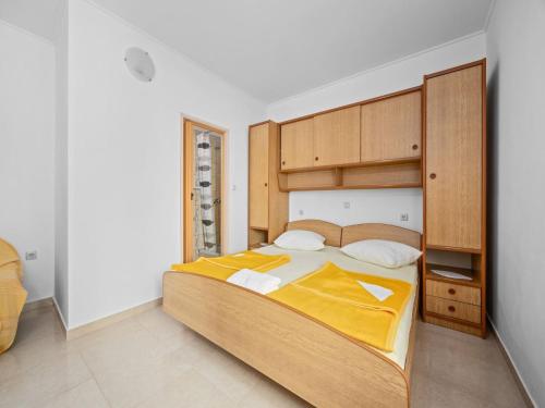 Seaside Apartment in Rab