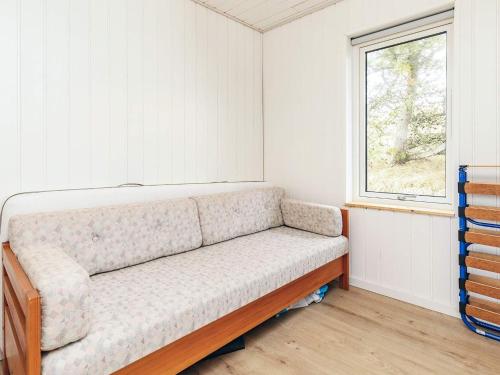 Posezení v ubytování 6 person holiday home in Pandrup