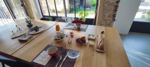 Jídlo v bed and breakfast nebo okolí