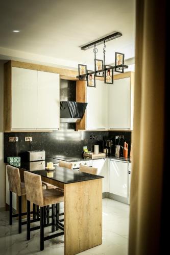 Kuchyň nebo kuchyňský kout v ubytování Four Seasons II Boghaz - Luxury Apartments