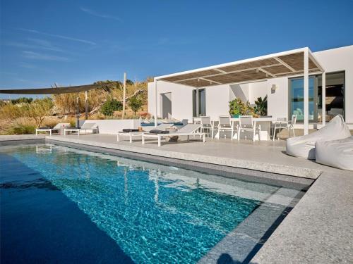 Πισίνα στο ή κοντά στο Villa in Paros Villa Nest