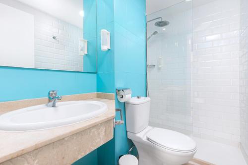 Home2Book Pool & Tennis Court Cozy Apt, Corralejo