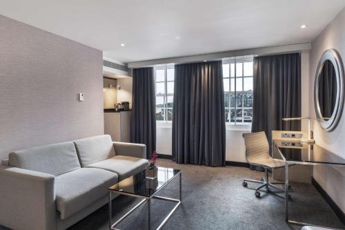 Radisson Blu Hotel, Edinburgh City Centre photo 59