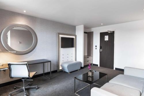 Radisson Blu Hotel, Edinburgh City Centre photo 61