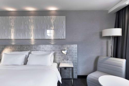 Radisson Blu Hotel, Edinburgh City Centre photo 64
