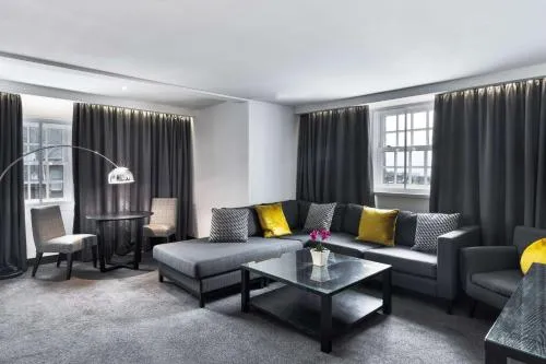 Radisson Blu Hotel, Edinburgh City Centre photo 13