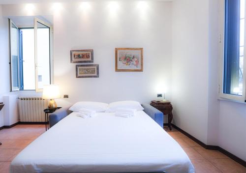 Casa Rebecca - Free ZTL, Easy Parking, Ground Floor & Direct Bus to Center