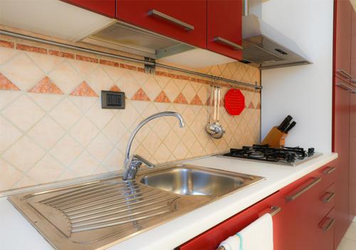Casa Rebecca - Free ZTL, Easy Parking, Ground Floor & Direct Bus to Center