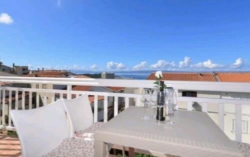 Apartment With Sea View in Makarska A1