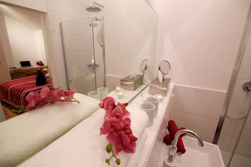 ห้องน้ำของ Ferienwohnung "Karmeliten Am Dom"