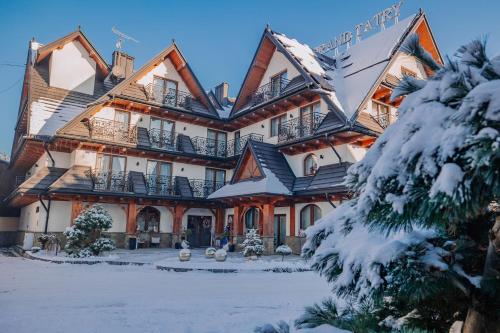 冬のGrand Tatry - miejsce na wyjątkowy pobyt dla Ciebie i Twojej rodziny! - sauna i jacuzzi wliczone w cenę pobytu - 10 minut pieszo od Term Baniaの様子