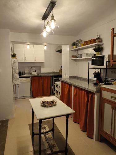 Dapur atau dapur kecil di Casa Las Tinajas