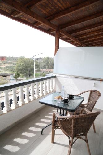 Un balcón o terraza en Relax Mea Hotel