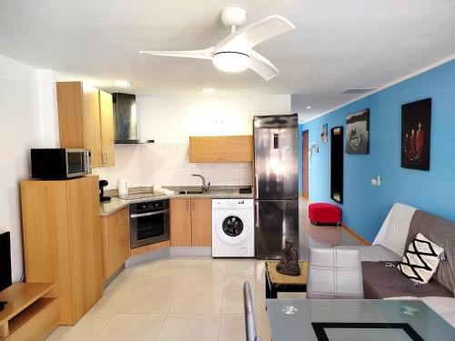 SUNNY APARTMENT NEAR LAS CANTERAS BEACH