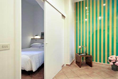 TrastevereHome - Secret Balcony, Heart of Trastevere