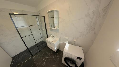 A bathroom at TEREC HAUS