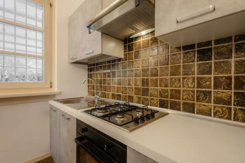 Dapur atau dapur kecil di Oasi Dolci Colli