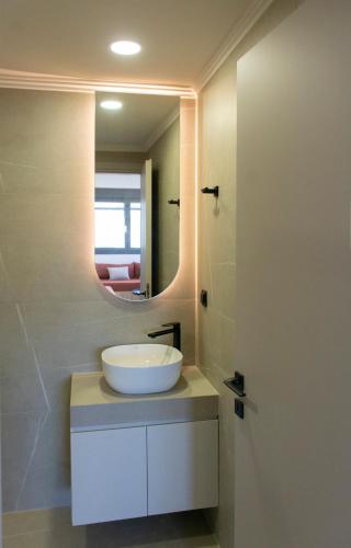 Koupelna v ubytování Lotus Serenity Suites