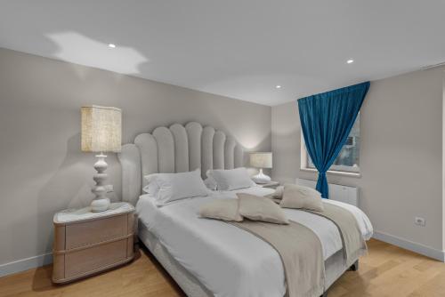 Ένα ή περισσότερα κρεβάτια σε δωμάτιο στο Town House Apartments