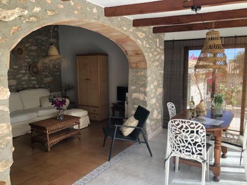 Χώρος καθιστικού στο Rustico Appartment 'Olta' in finca, see-and garden side