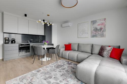 Foto Lion Apartments - Premium Apartments with Parking in the Center of Gdańsk 3