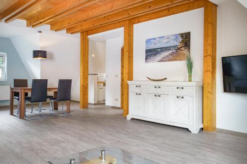 Imagen de la galería de Ferienhaus CARPE DIEM in Gager WE 03 direkt am Bodden, en Gager