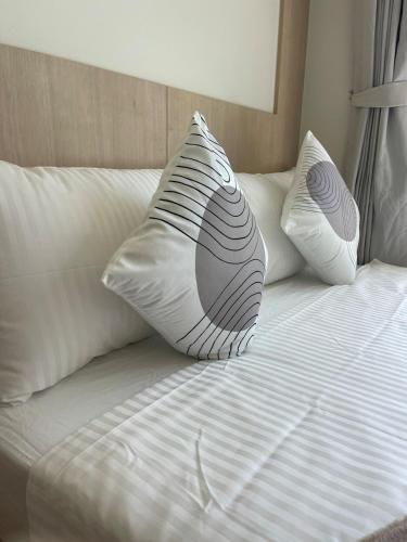 Ένα ή περισσότερα κρεβάτια σε δωμάτιο στο One-bedroom apartments with kitchen