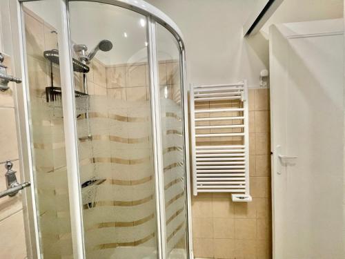 Le Petit Magellan by Welcome to Cannes