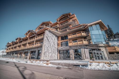 Sky La Rosière by Alpapart