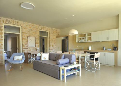 Mary's luxury apartment Plytra 2