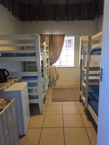 Η κουζίνα ή μικρή κουζίνα στο Yello Hotel
