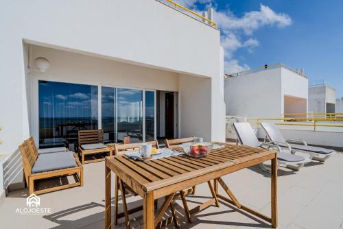 Ericeira Panoramic Sea View Apartments