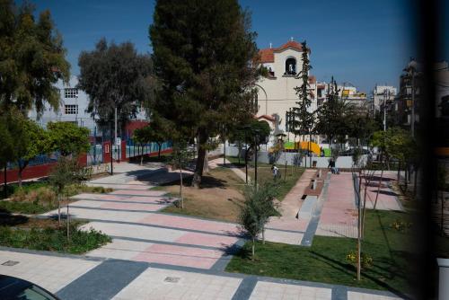 Cuka apartment 3BD nexto to metro and Piraeus Port