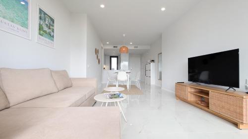 BENIDORM BEACH sunny apartment