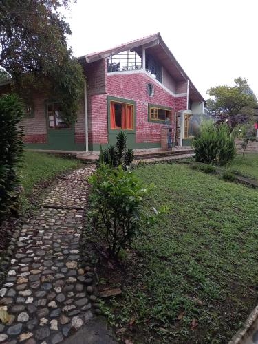 Κήπος έξω από το Alojamiento campestre cerca a Popayán