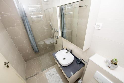 Star tesisinde bir banyo