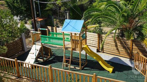 Villa Lion