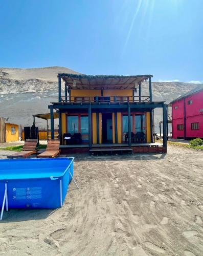 a house in the middle of the desert at Casa de playa en Wakama in San Vicente de Cañete