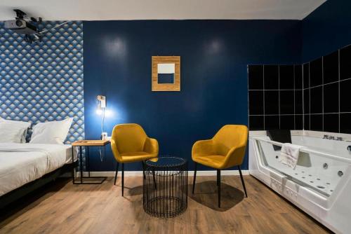 Afbeelding uit fotogalerij van Suite Bleue #1#- Élégance & détente-self check-in in Roubaix